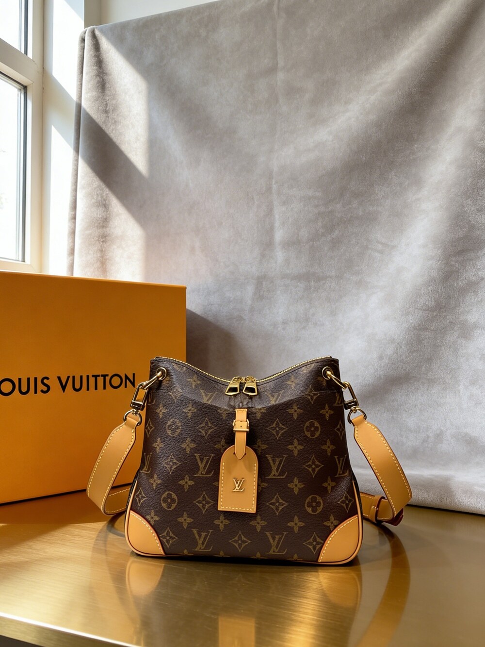 Louis Vuitton Odéon MM